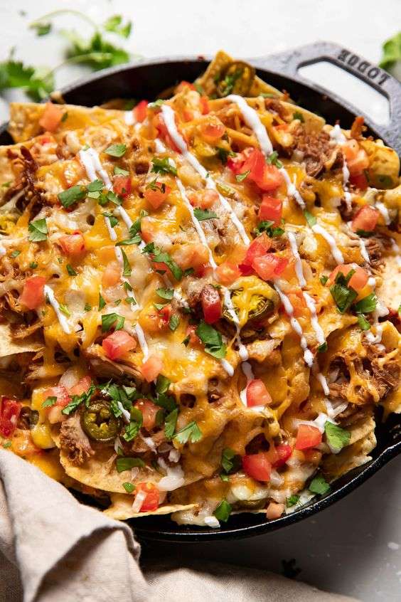 NACHOS WITH CHEESE